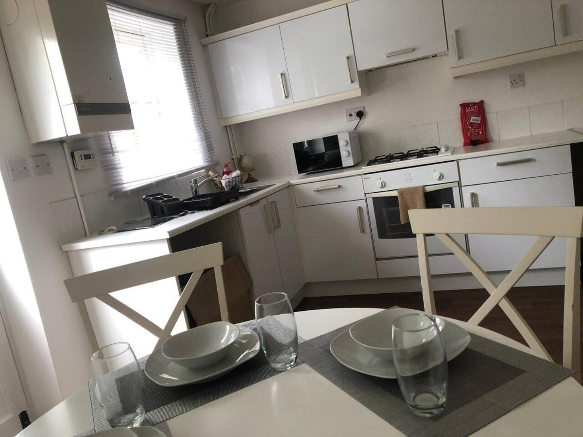 Bluebell House 2 Bedroom With Parking And Garden Сканторп Экстерьер фото